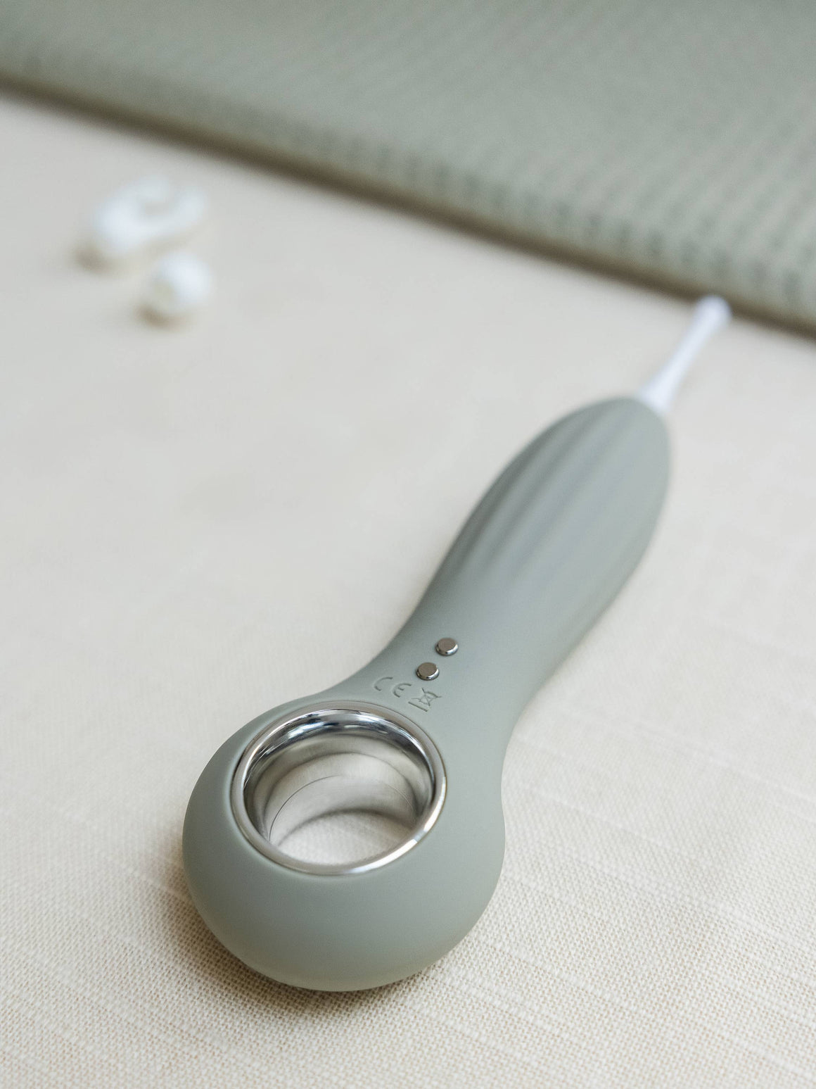Samphire Precision Vibrator