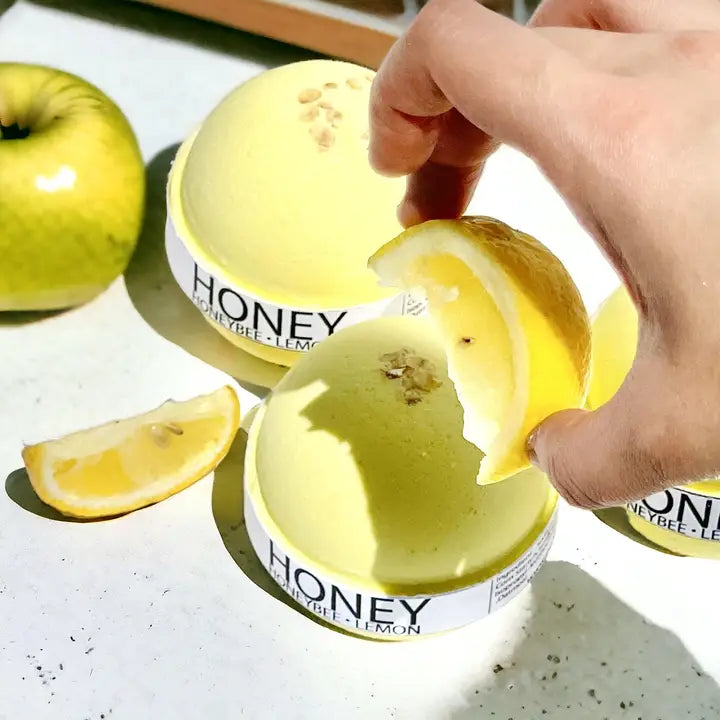 Honeybee Lemon Large Bath Bomb - 8oz-Live in the Light Naturally Ltd