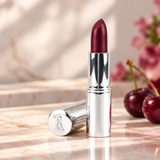 Bordowa Wiśnia - Petal Perfect Lipstick 3g
