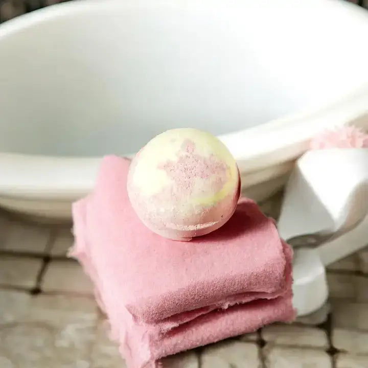 Georgia Peach Large Bath Bomb