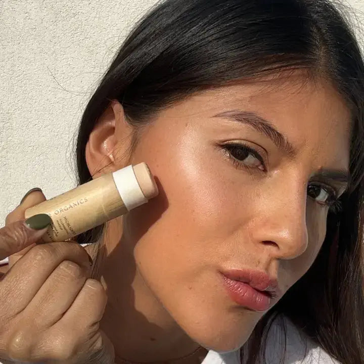 Illumi Cream Vegan Highlighter Stick – 14g | River Organics