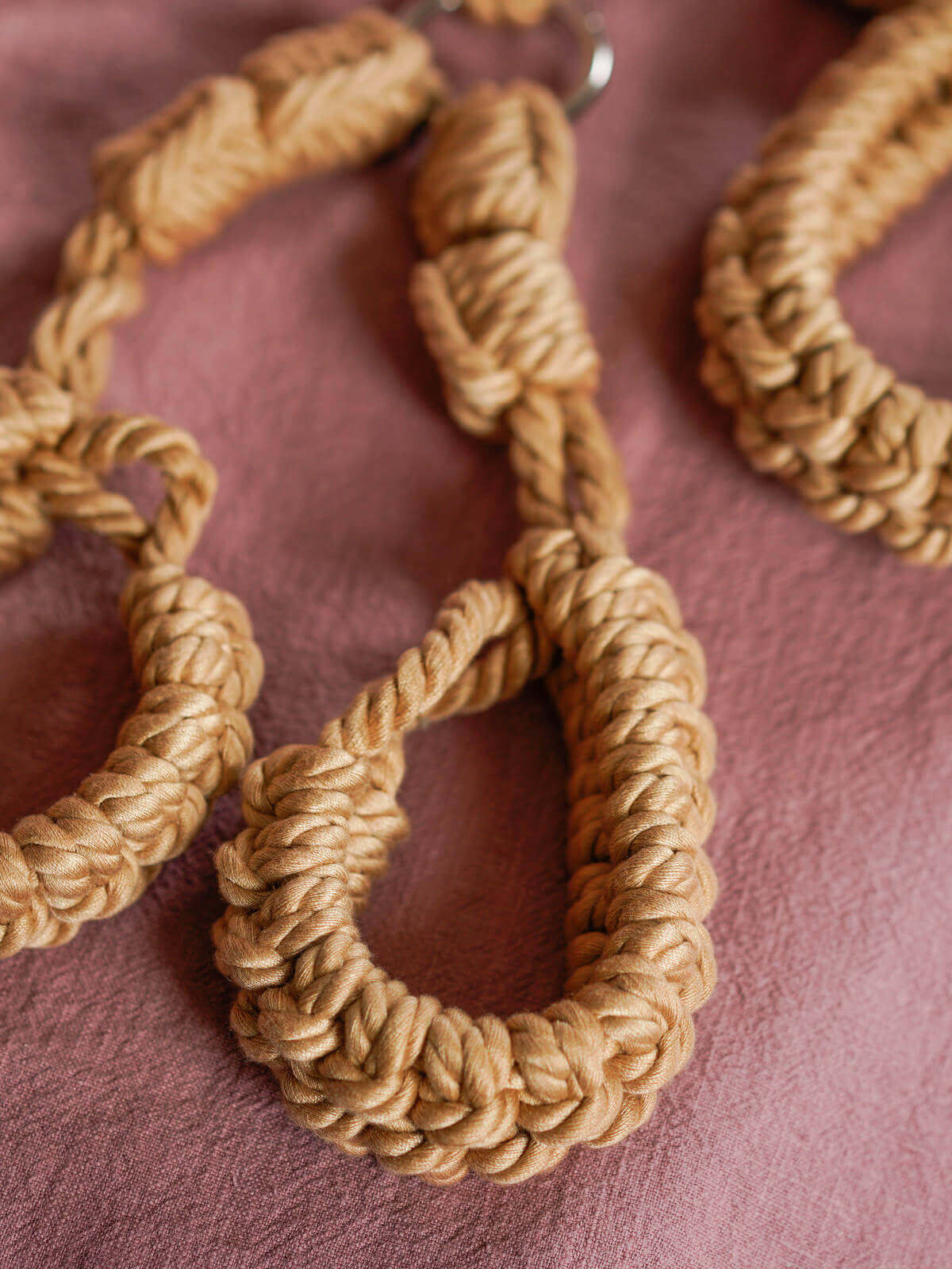 Kanuka | Collar To Wrist Restraint | Soft Body Restraint