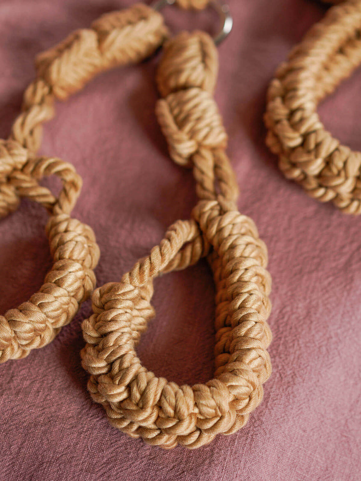 Kanuka | Collar To Wrist Restraint | Soft Body Restraint