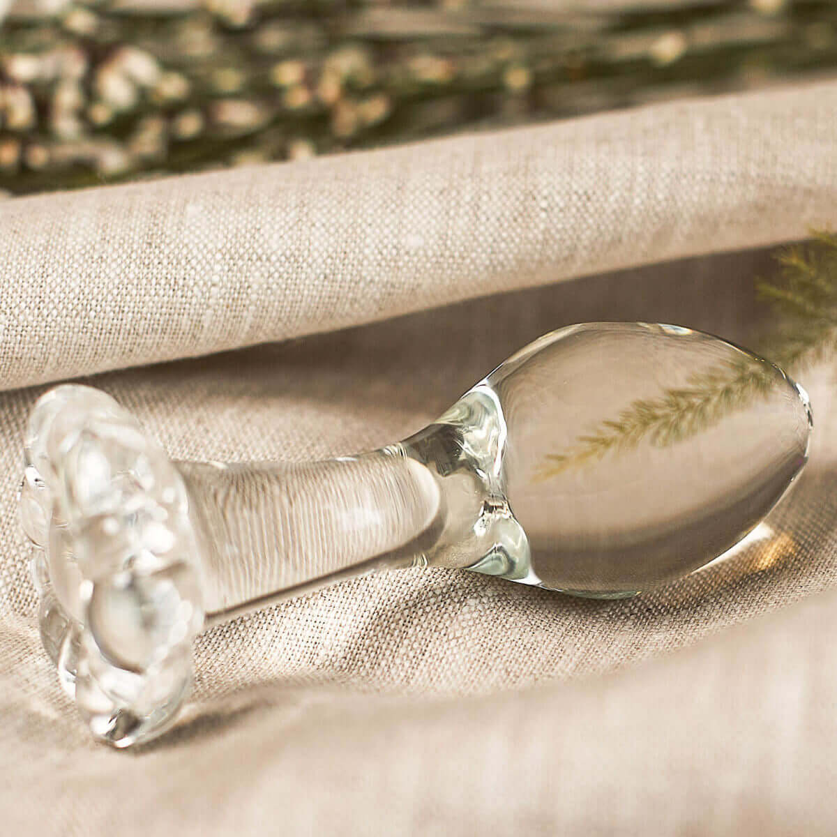Litsea | Classic Tear Drop Glass Butt Plug
