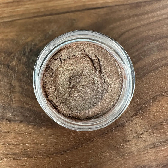 Luminous Eye Colour - Close to Cocoa
