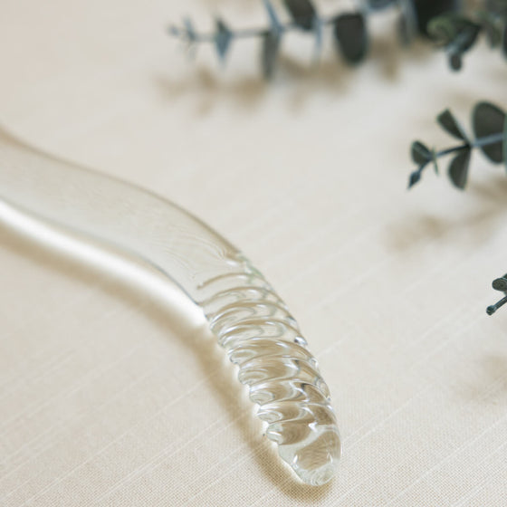Tansy Wave | 10" Glass Dildo Featuring An Exquisite Design