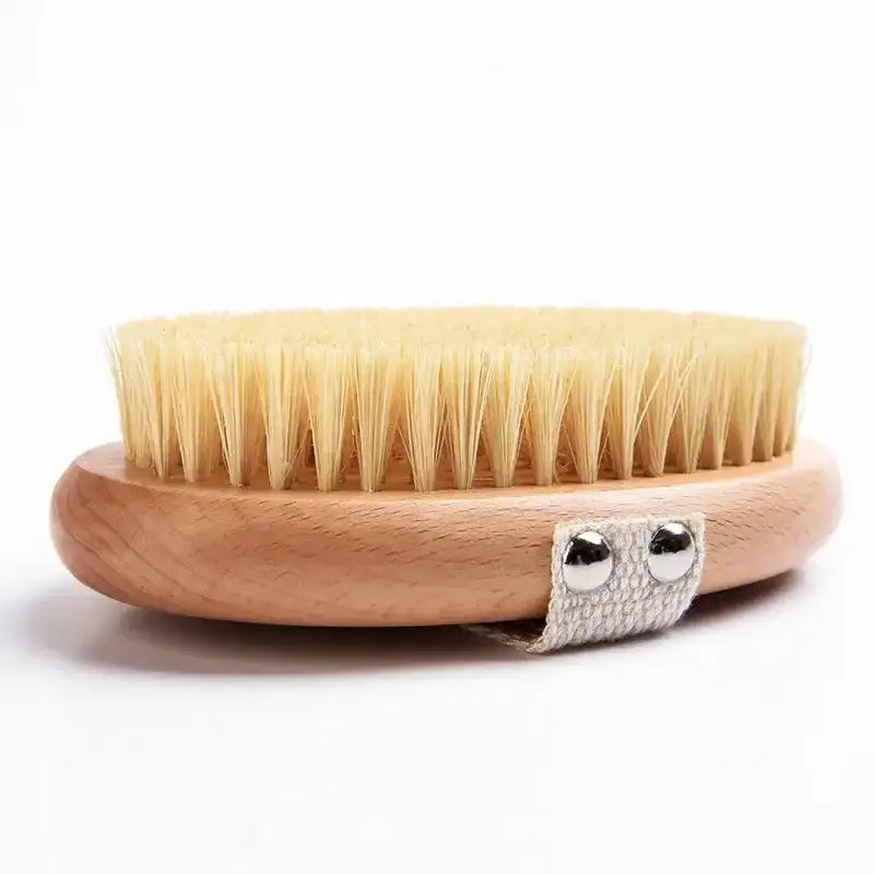 Sisal Bristle Body Brush - Smile Boutiques, featuring natural sisal bristles and wooden handle for effective dry brushing.