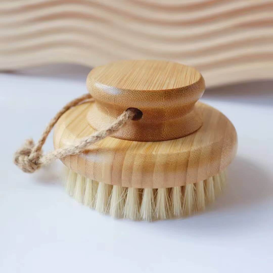 Sisal Bristle Body Brush - Smile Boutiques made with natural sisal bristles for effective dry brushing and exfoliation.