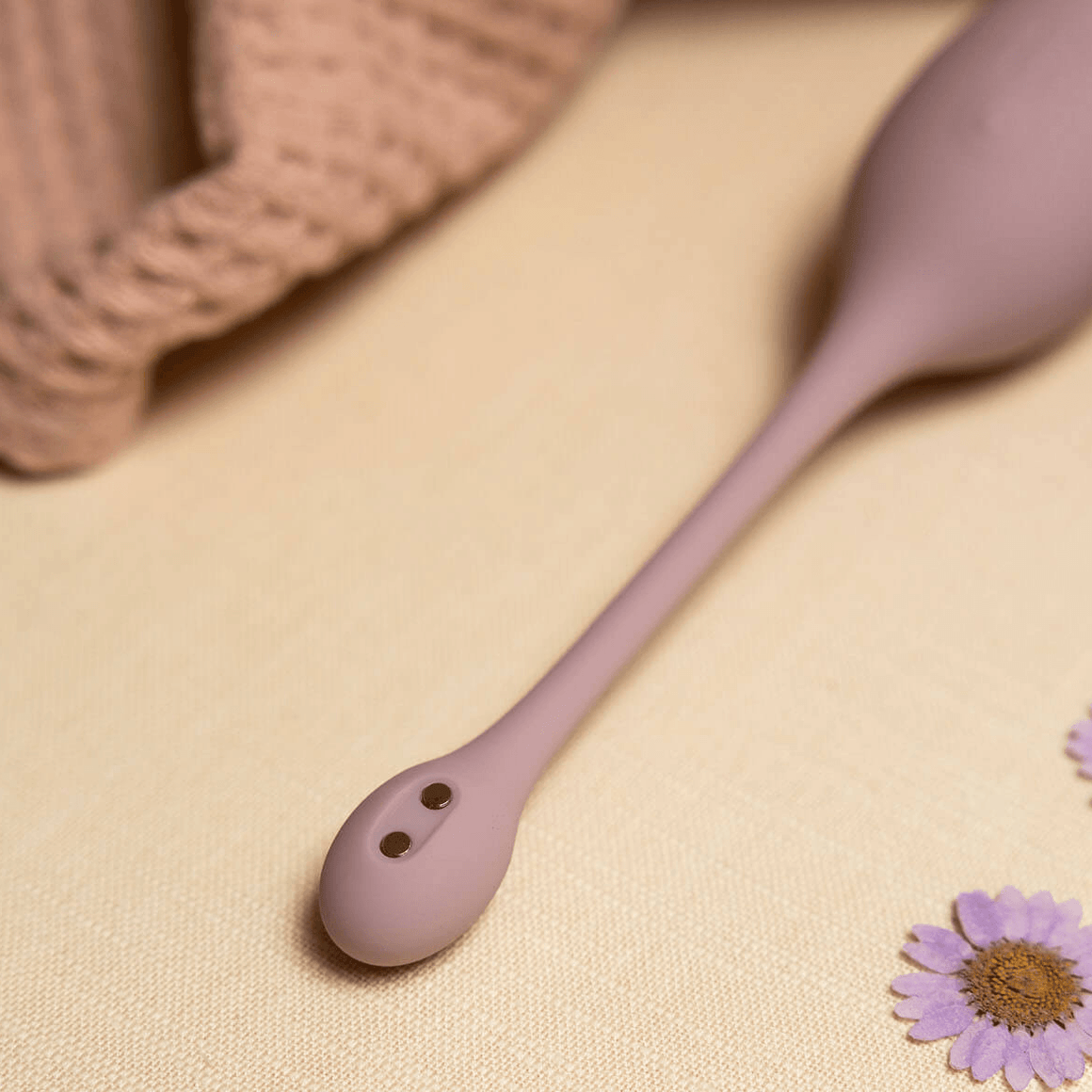 Nepeta | Remote Controlled Love Egg with Strong Vibrations