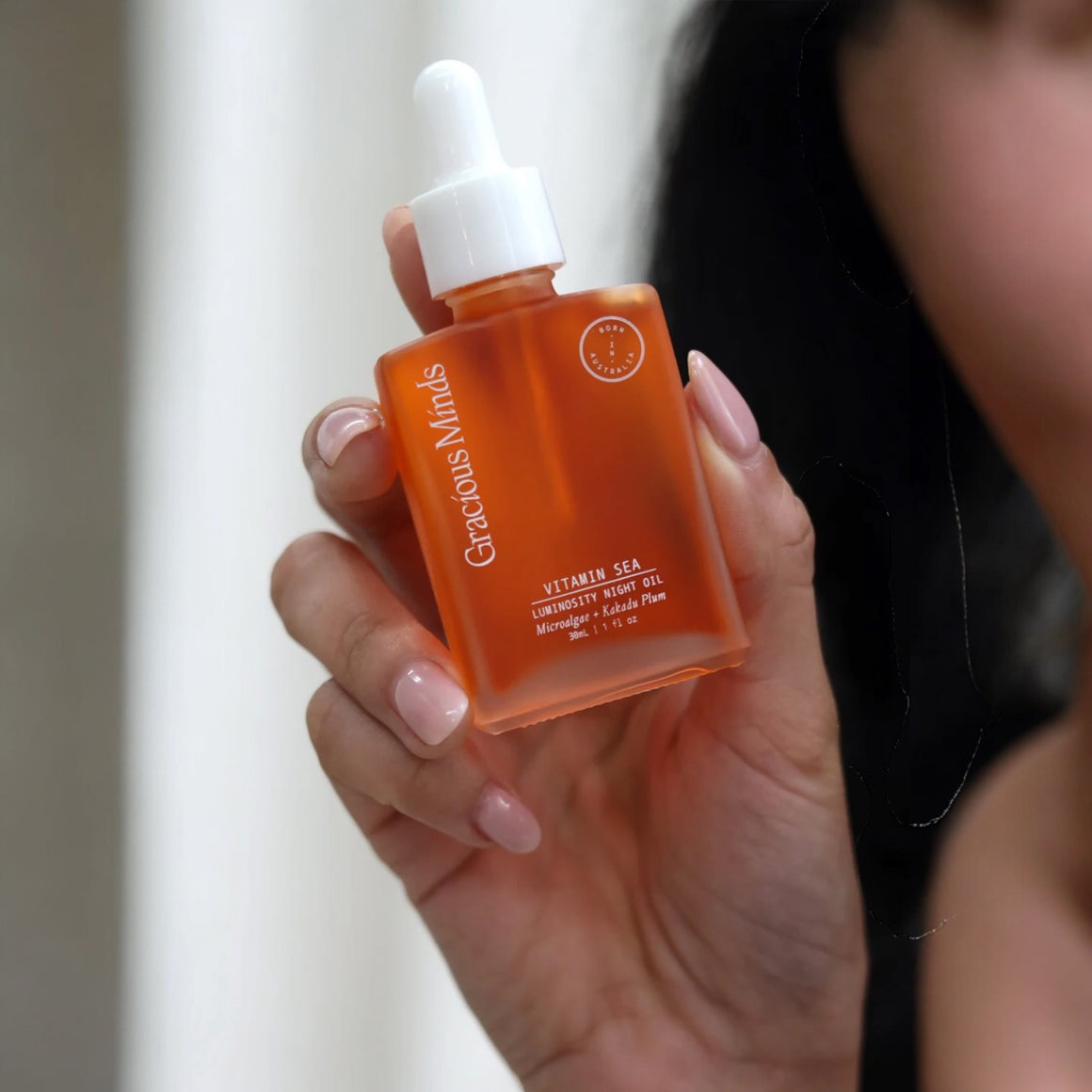 Vitamin Sea Luminosity Night Oil