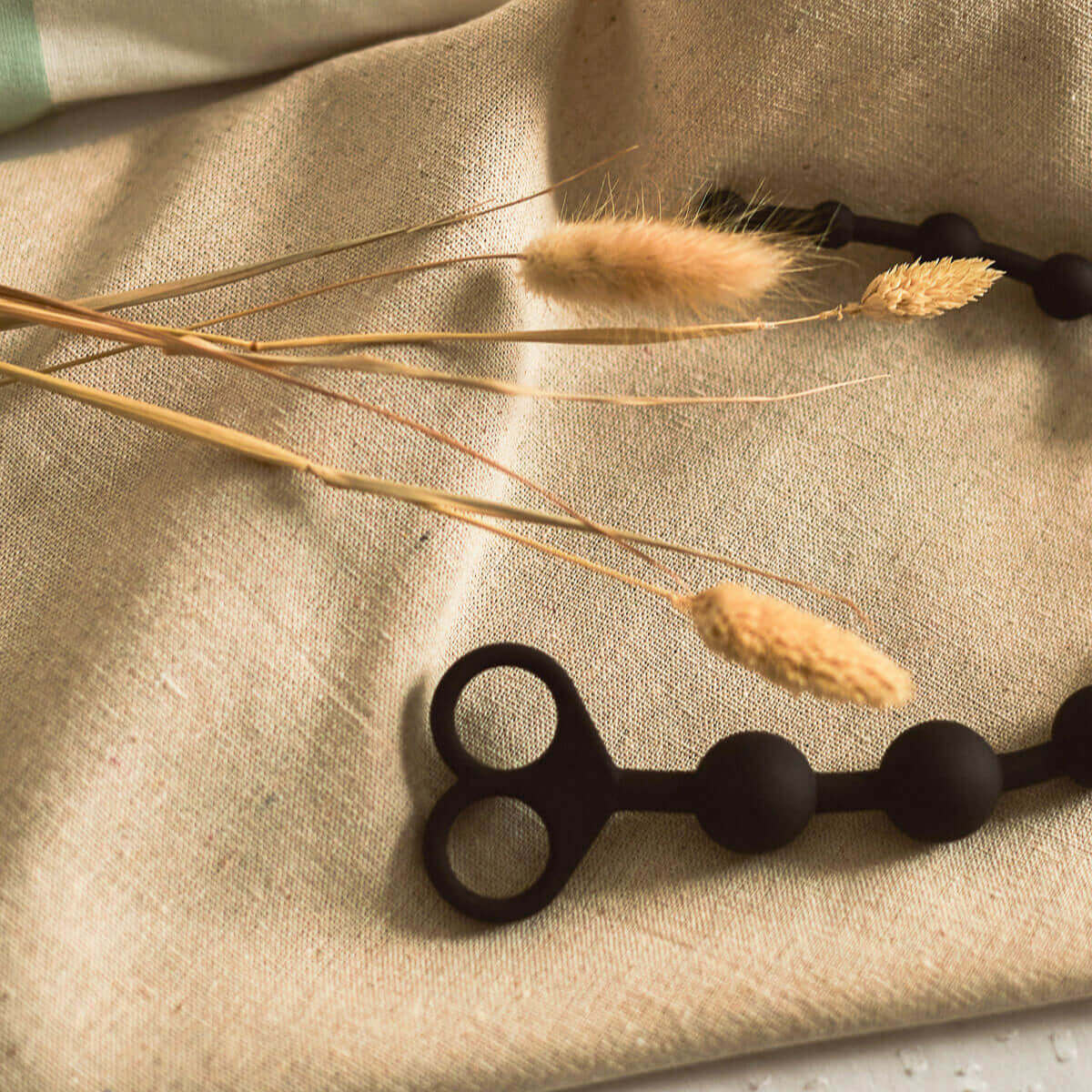 Vetiver | Length of Soft Silicone Anal Beads