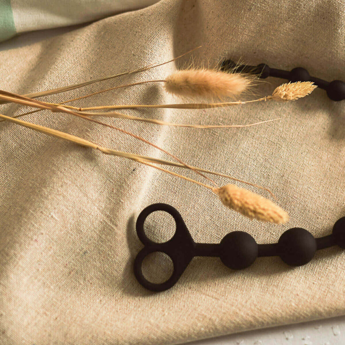 Vetiver | Length of Soft Silicone Anal Beads