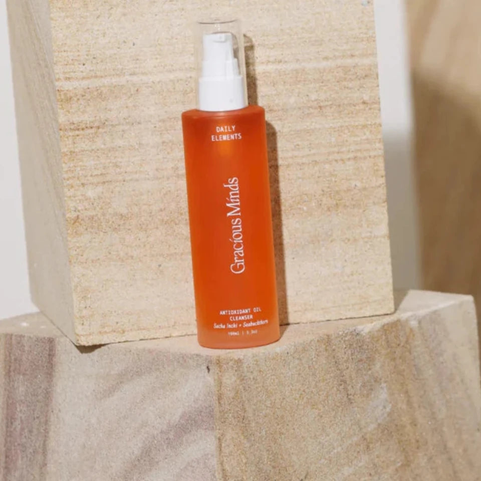 Daily Elements Antioxidant Oil to Instant Milk Cleanser