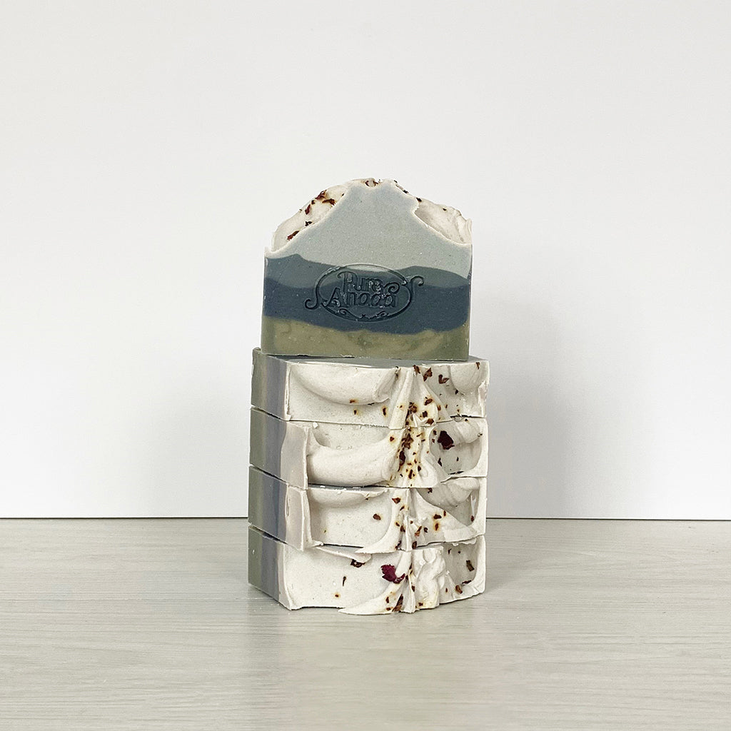 SOAP SAVER POUF & HANDMADE SOAP SET-Live in the Light Naturally Ltd