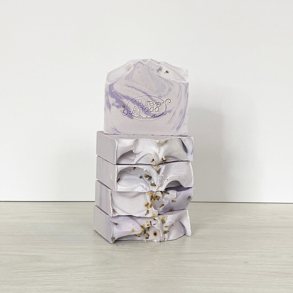 SOAP SAVER POUF & HANDMADE SOAP SET-Live in the Light Naturally Ltd