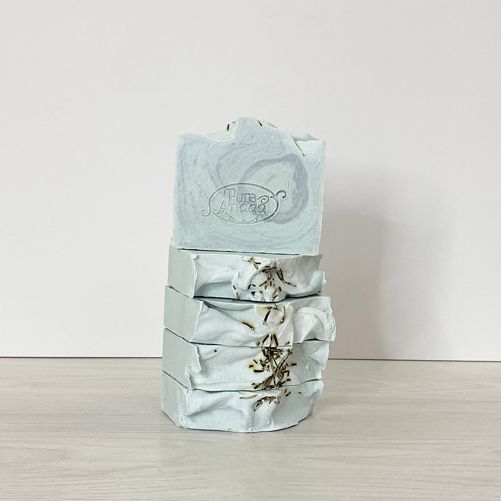 SOAP SAVER POUF & HANDMADE SOAP SET-Live in the Light Naturally Ltd